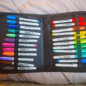 Rainbow Sharpie Set